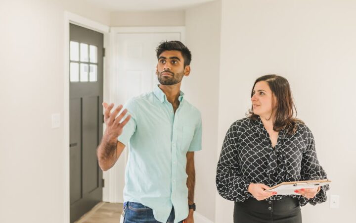 How to Make an Offer on a House: Tips for 2026