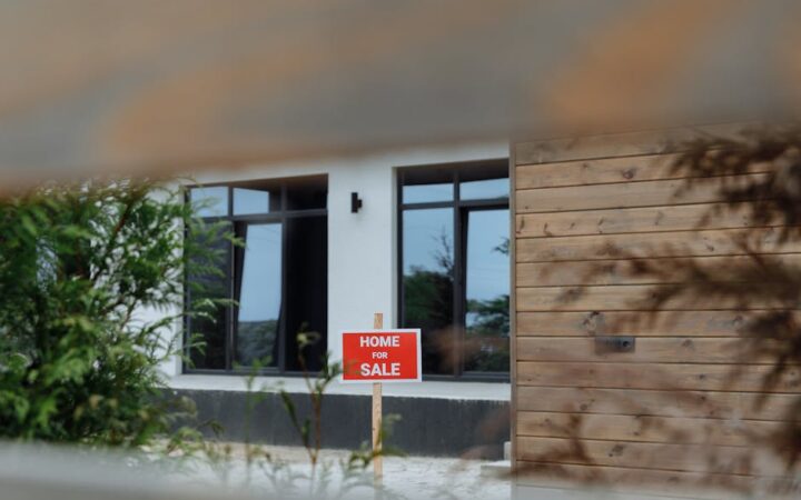 7 Mistakes to Avoid When Selling Your Home This Year