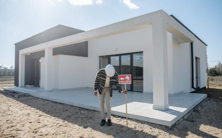 How to Spot a Real Estate Bubble: Signs to Watch for in 2026