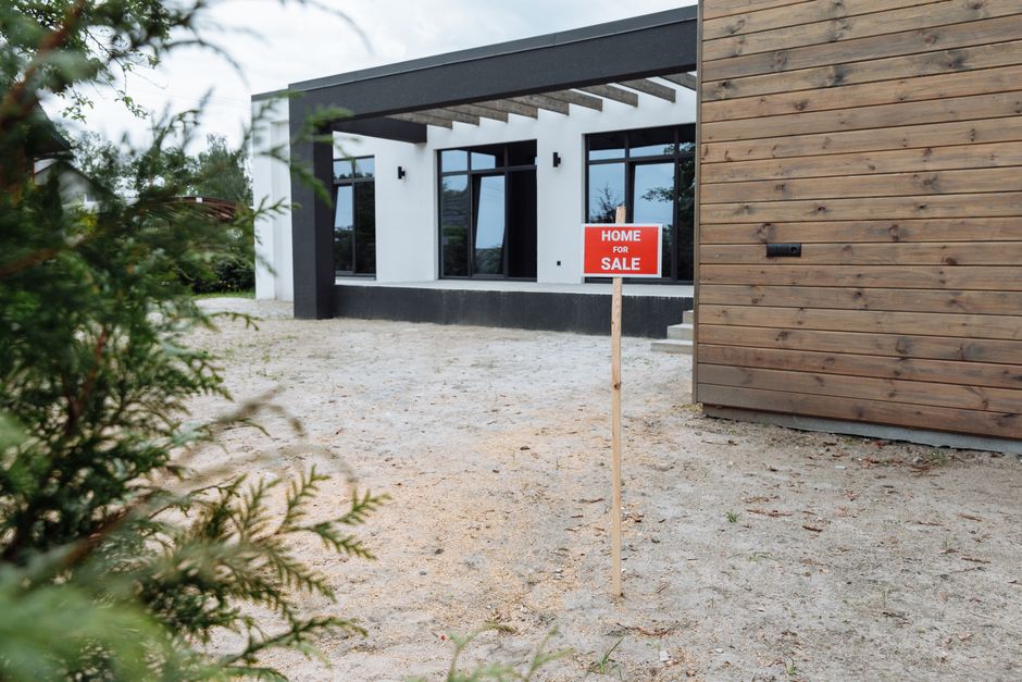 From Frustration to Celebration: Mastering the Art of Selling a Home in 2026